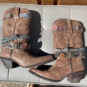 Durango Boots Like New Size 8